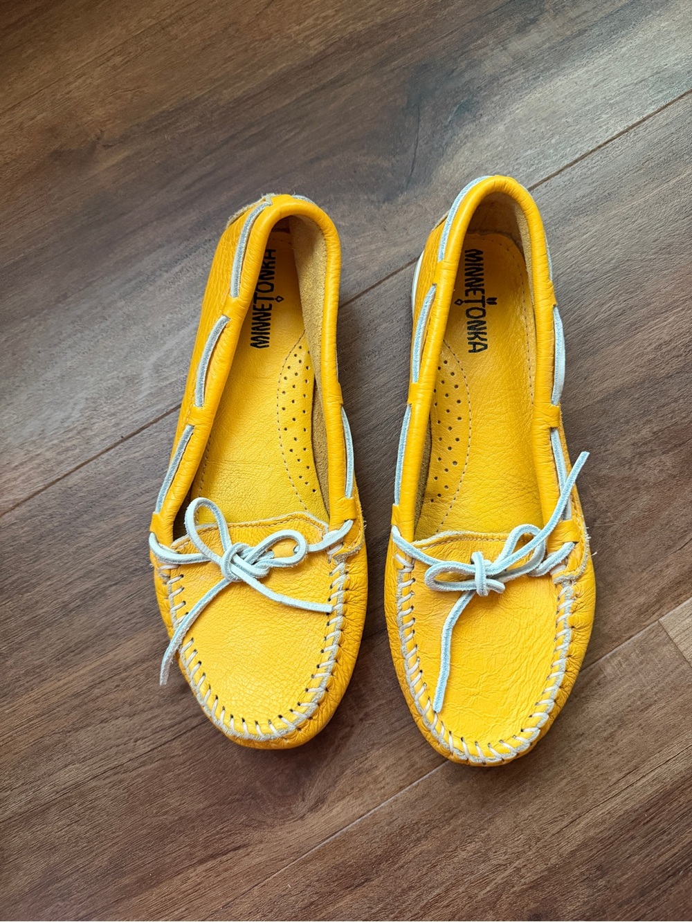 Minnetonka Yellow Leather Moccasin Loafers with White Laces